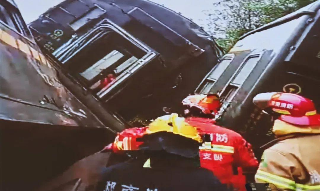 铁路运输驾驶狂潮免费下载-铁路运输驾驶狂潮无限背包无限血下载v.9.41